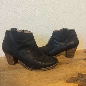 Madewell Billie Black Leather Ankle Booties